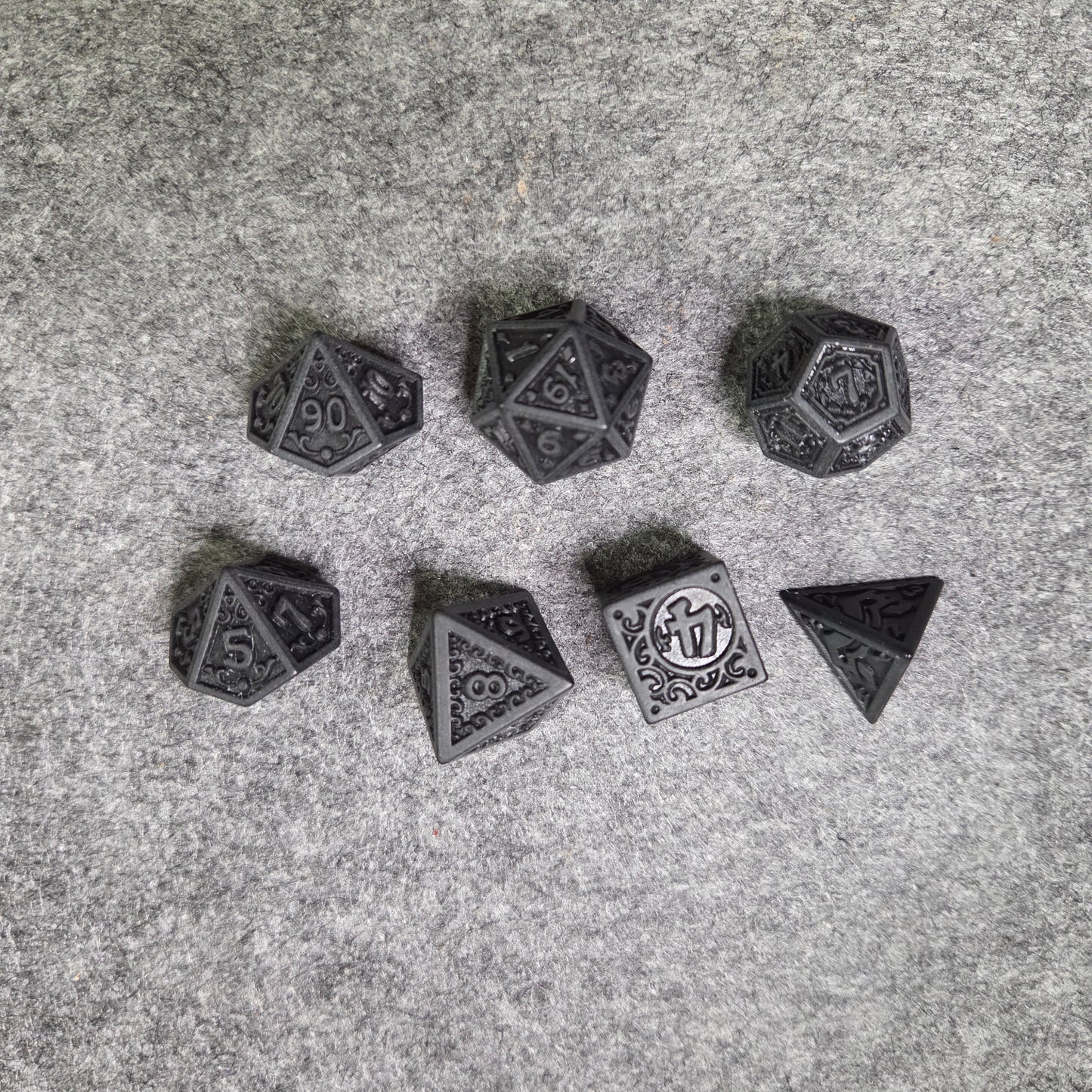 Würfelset Schwarzmatt