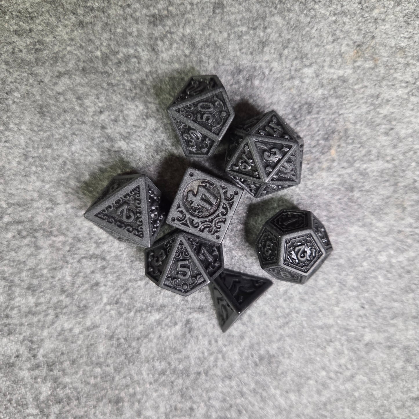 Würfelset Schwarzmatt